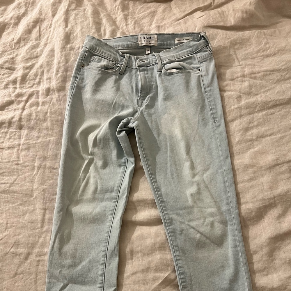 Size 29 Frame Denim Le Skinny De Jeanne light wash